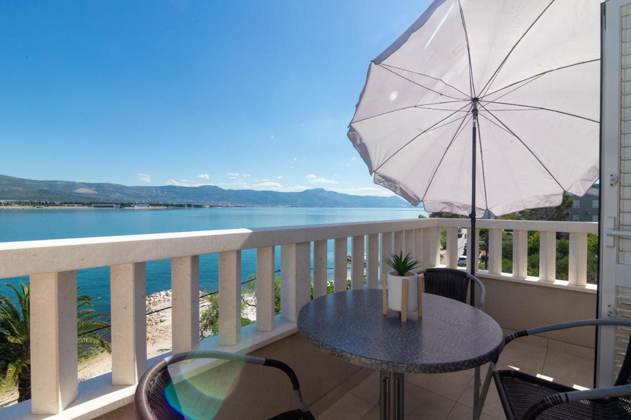 Apartments Janja Трогир Екстериор снимка